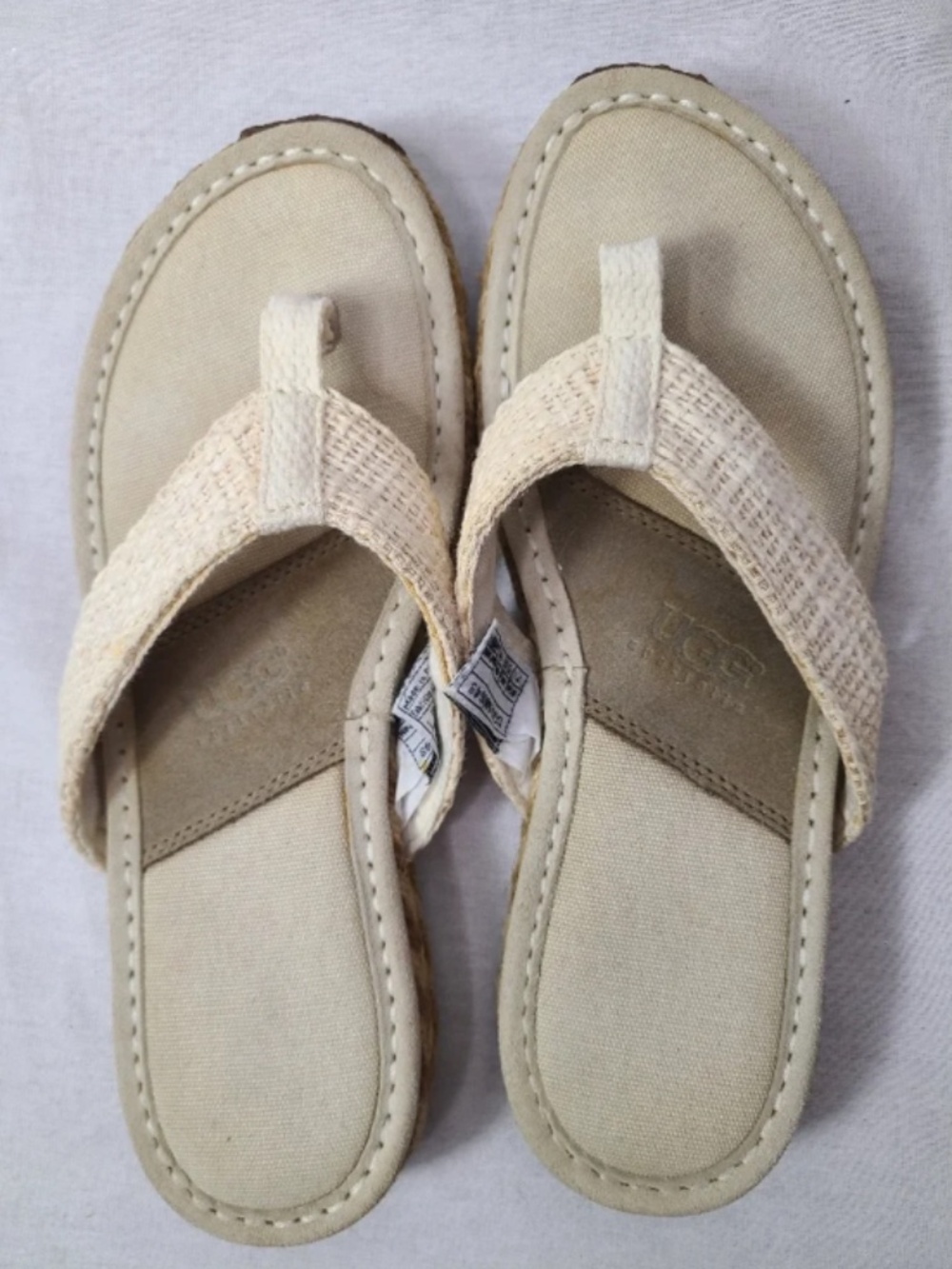 UGG Australia boho flip flop Sandals Womens size 7 US